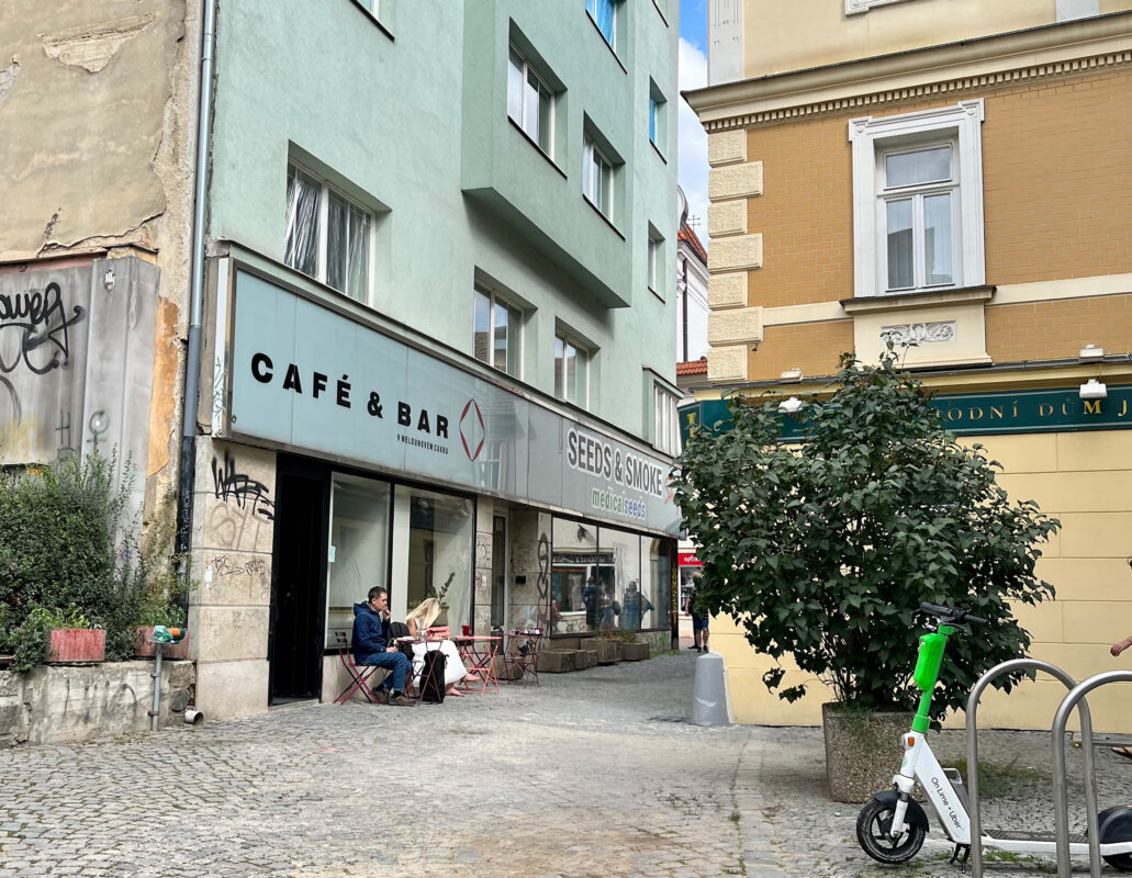 brno vmelounovemcukru exterior2 chloeweiser